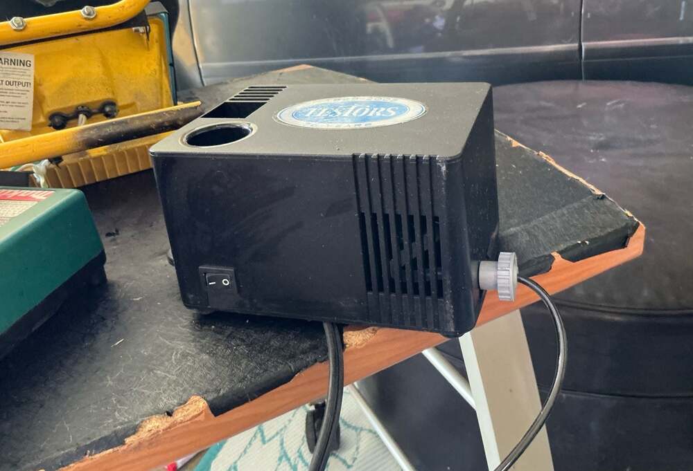 Testors Model 9169 Air Compressor for Airbrush